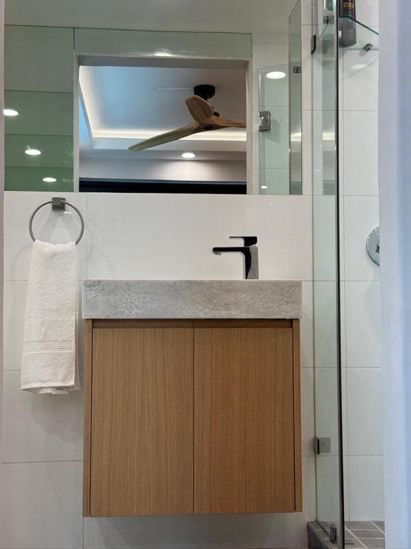2 Bedroom Property for Sale in Sea Point Western Cape